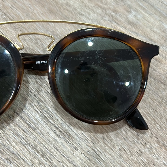 Raybans - Picture 4 of 7